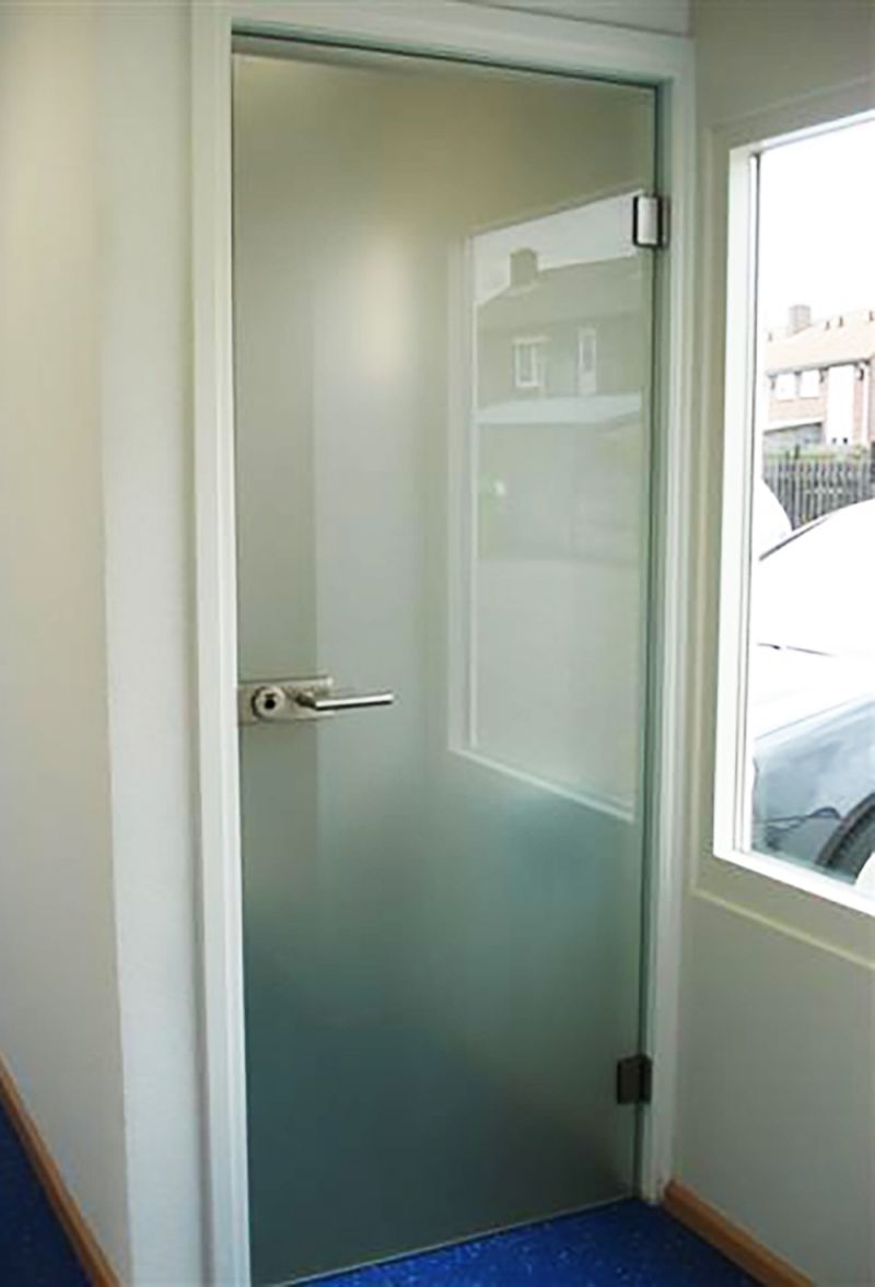 roddel Christchurch Aangepaste Mat glazen WC-deur op maat | Zilver | Meester in Glas